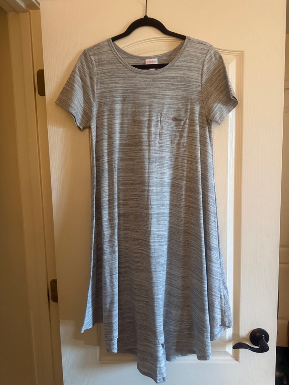 lularoe Heather Gray Short Sleeve Swing Dress with Pocket Carly dress